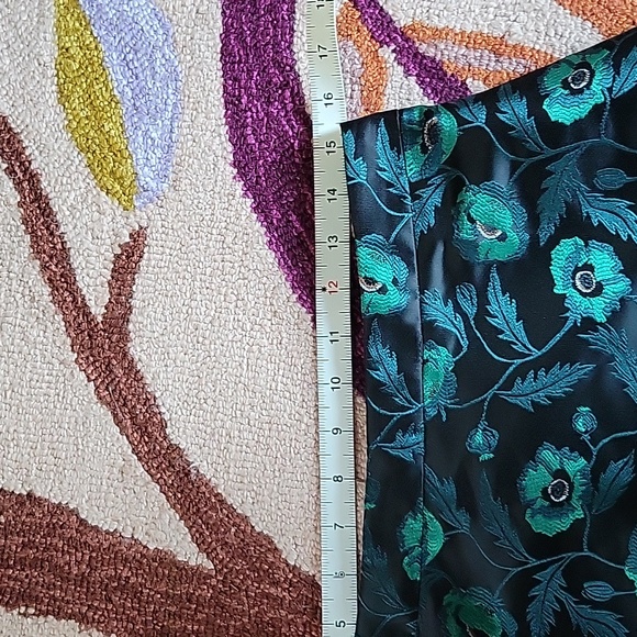 Embroidered Floral Skirt - Picture 9 of 12